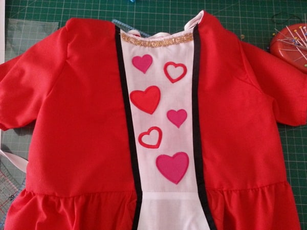 Sew a Queen of Hearts Dress (19)