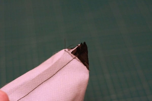 How to sew a waterproof zip pouch (27)