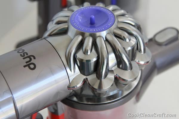 Dyson v6 Absolute cordless vacuum cleaner review (5)